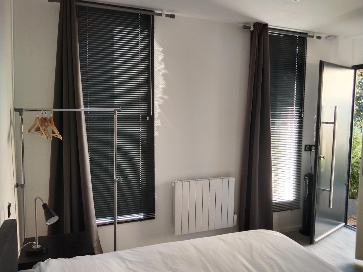 Chavanoz Cottage Calme Via Rhona Avec Piscine מראה חיצוני תמונה